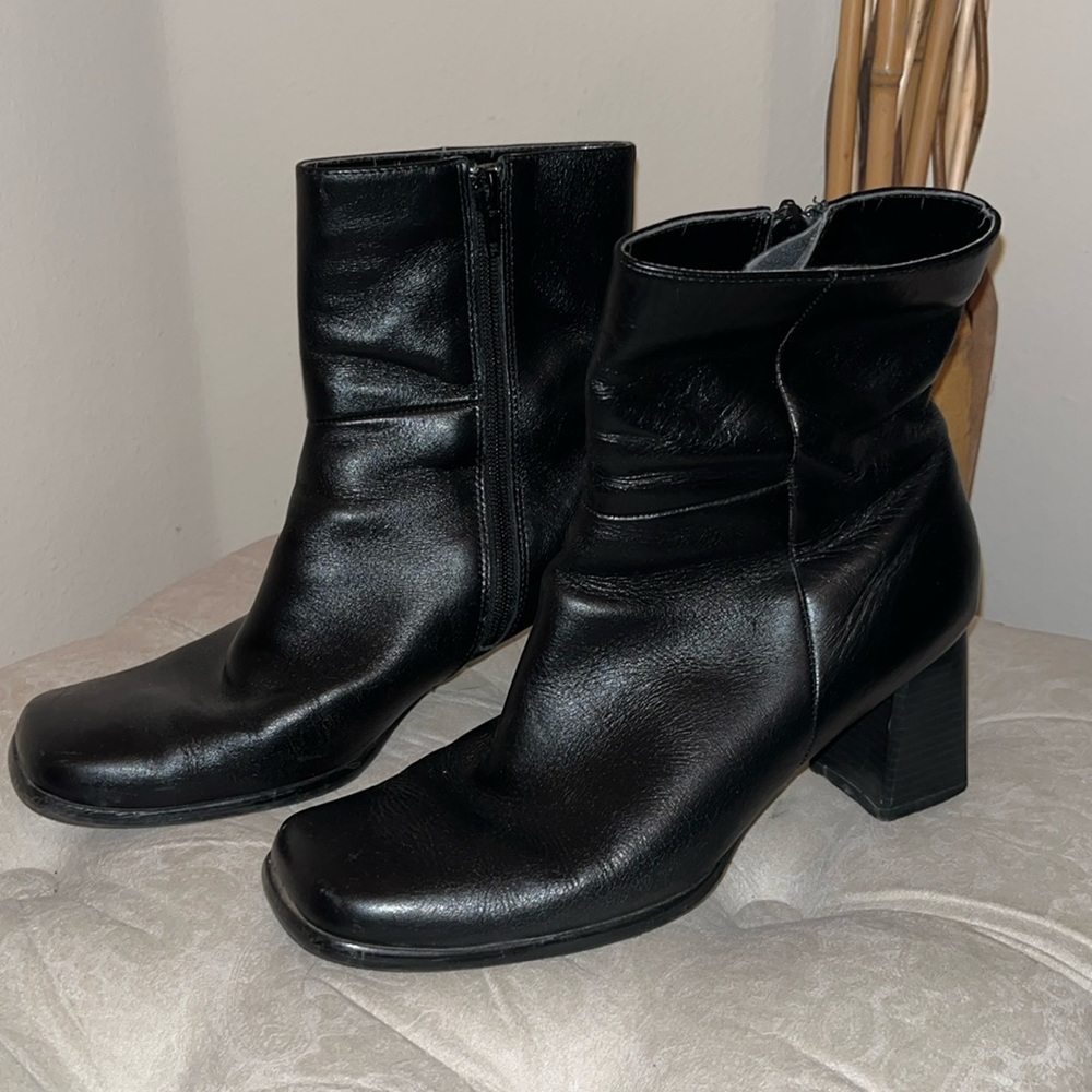 Bijou! Shoes Black Boots Size 8 M